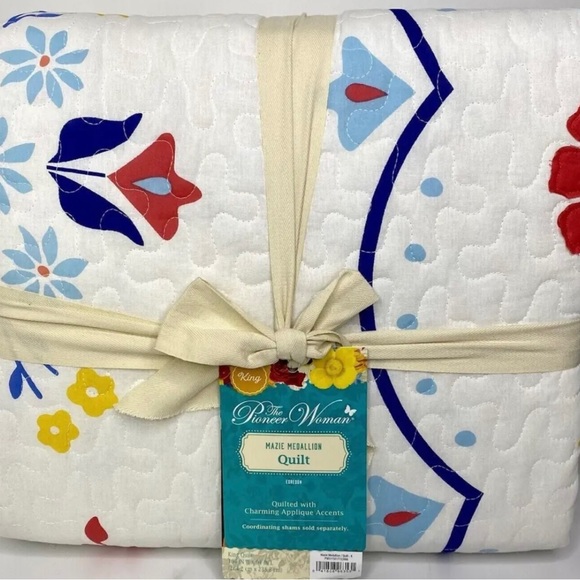The Pioneer Woman Bedding Pioneer Woman Quilt Poshmark